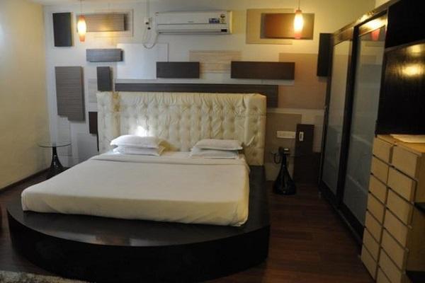 Hotel Little Palace Dibrugarh エクステリア 写真