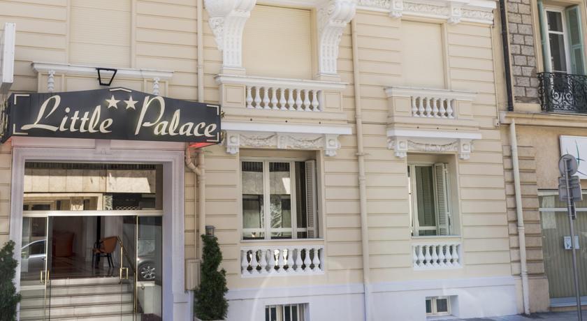 Hotel Little Palace Dibrugarh エクステリア 写真