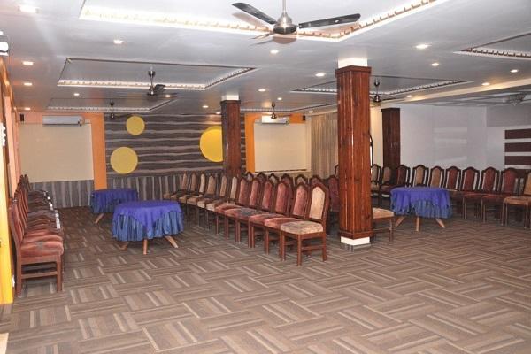 Hotel Little Palace Dibrugarh エクステリア 写真